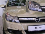 Opel Astra H szemöldök