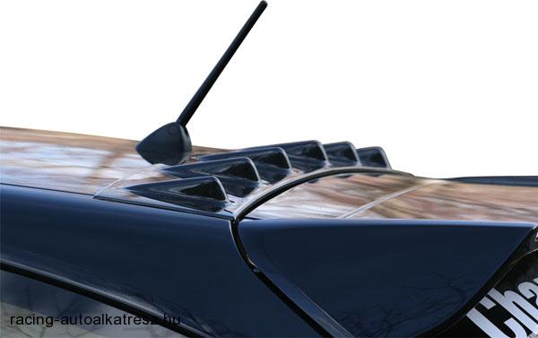 SUBARU IMPREZA, Hátsó szárny