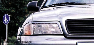 AUDI A4, Szemöldök