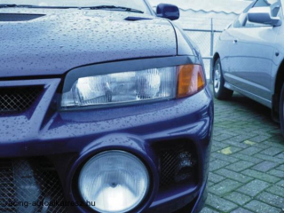 MITSUBISHI LANCER, Szemöldök