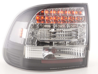 Porsche Cayenne, 955 típus (02-06 évjárat) fekete LED-es hátsó lámpa