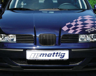 SEAT LEON, Hűtőrács
