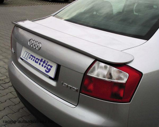 AUDI A4, Hátsó szárny