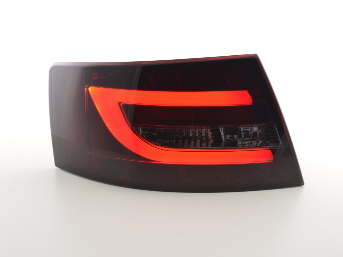 Audi A6 szedán (4F) (04-08 évjárat) vörös/fekete LED-es hátsó lámpa