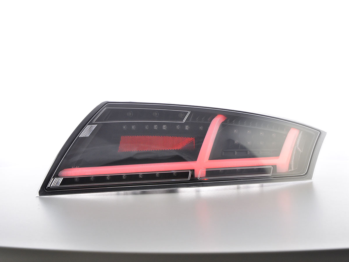 Audi TT 8J (06-14 évjárat) fekete LED-es hátsó lámpa