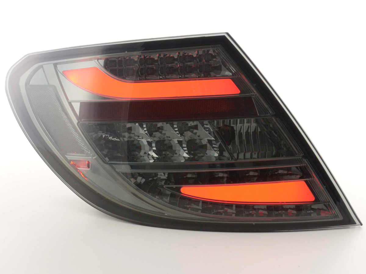 Mercedes C osztály, W204 típus (07-11 évjárat) fekete LED-es hátsó lámpa