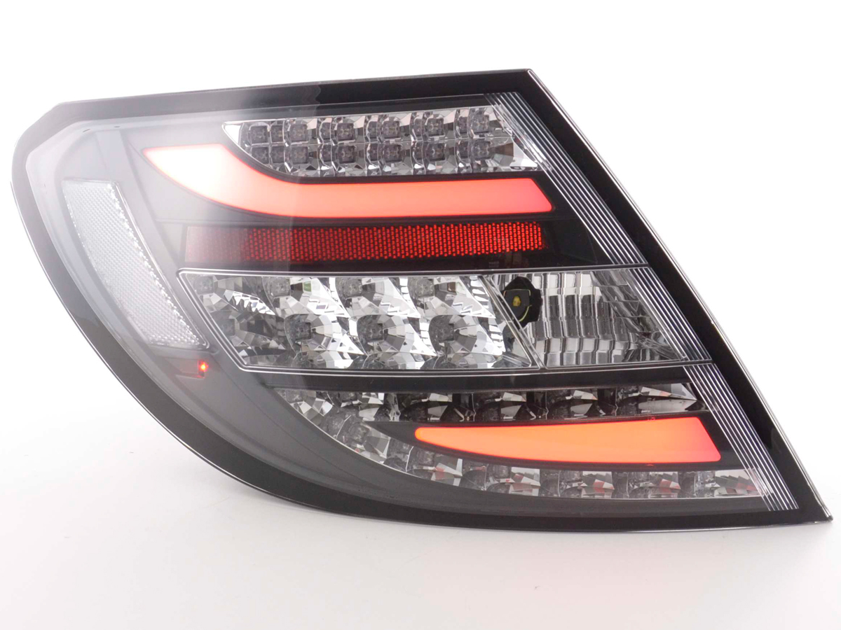 Mercedes C osztály, W204 típus (07-11 évjárat) fekete LED-es hátsó lámpa