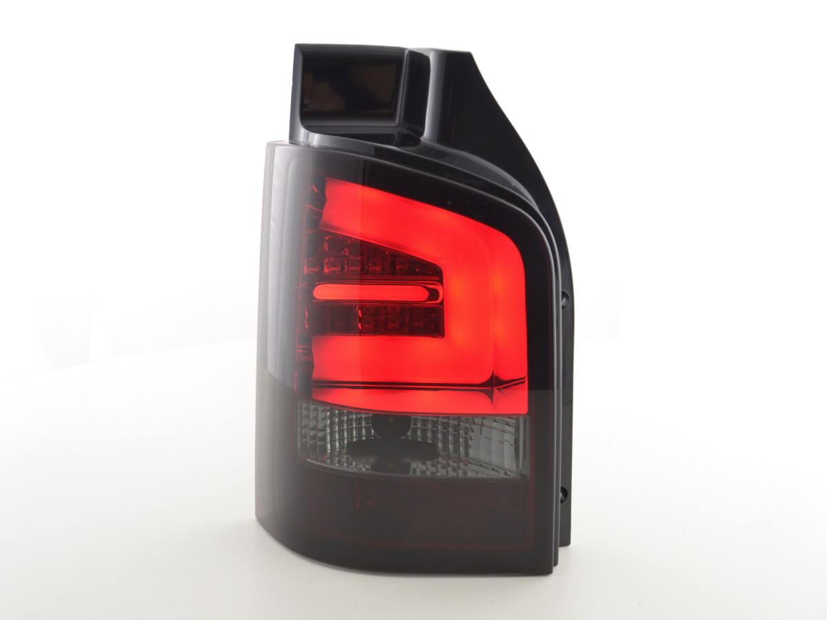 VW Bus T5 (03-10 évjárat) vörös/fekete LED-es hátsó lámpa