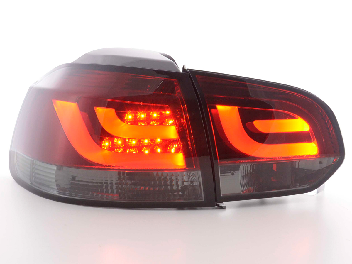 VW Golf 6, 1K típus (2008-2012 évjárat) vörös/fekete LED-es hátsó lámpa