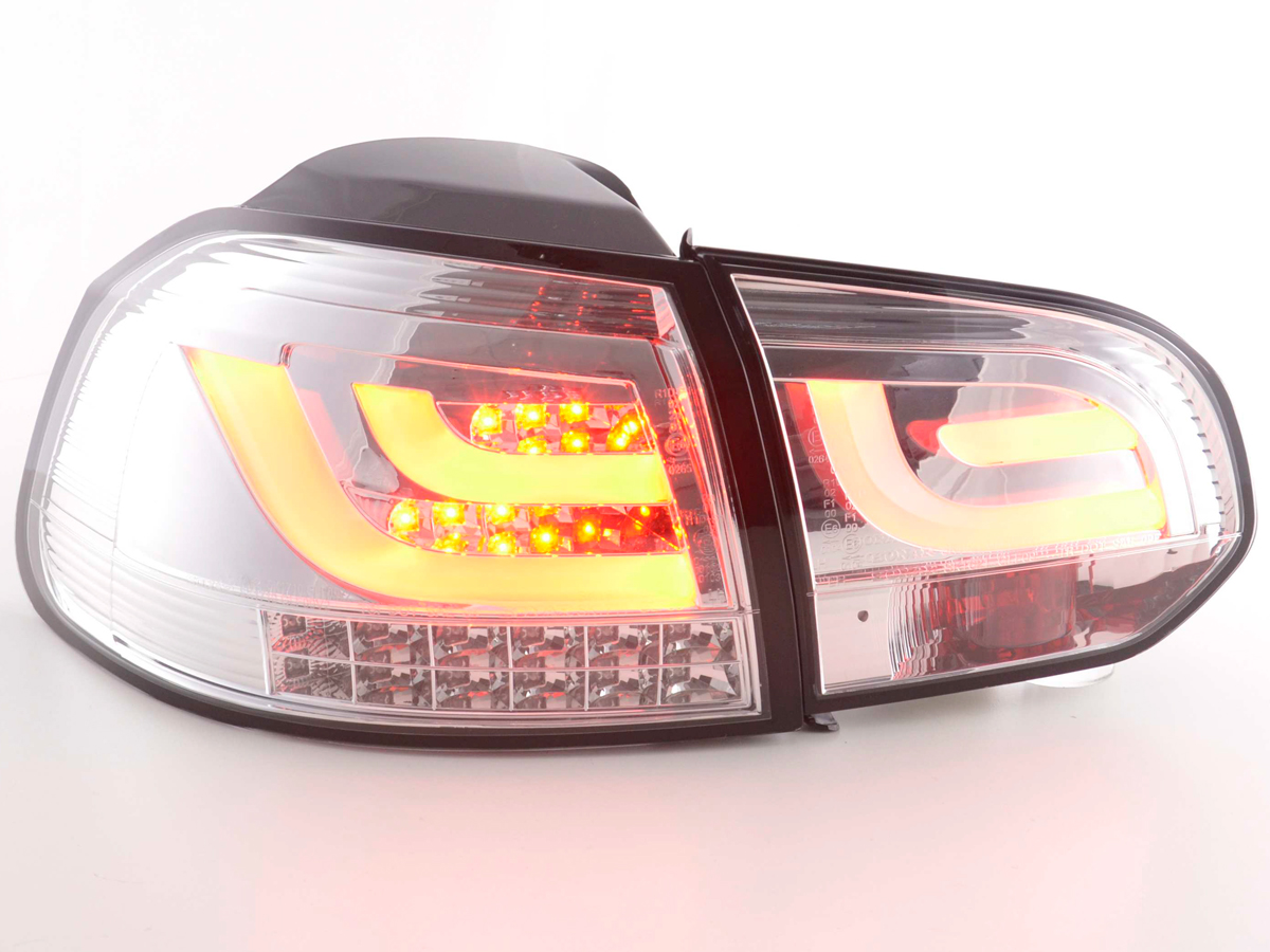 VW Golf 6, 1K típus (2008-2012 évjárat) króm LED-es hátsó lámpa LED-es irányjelzővel