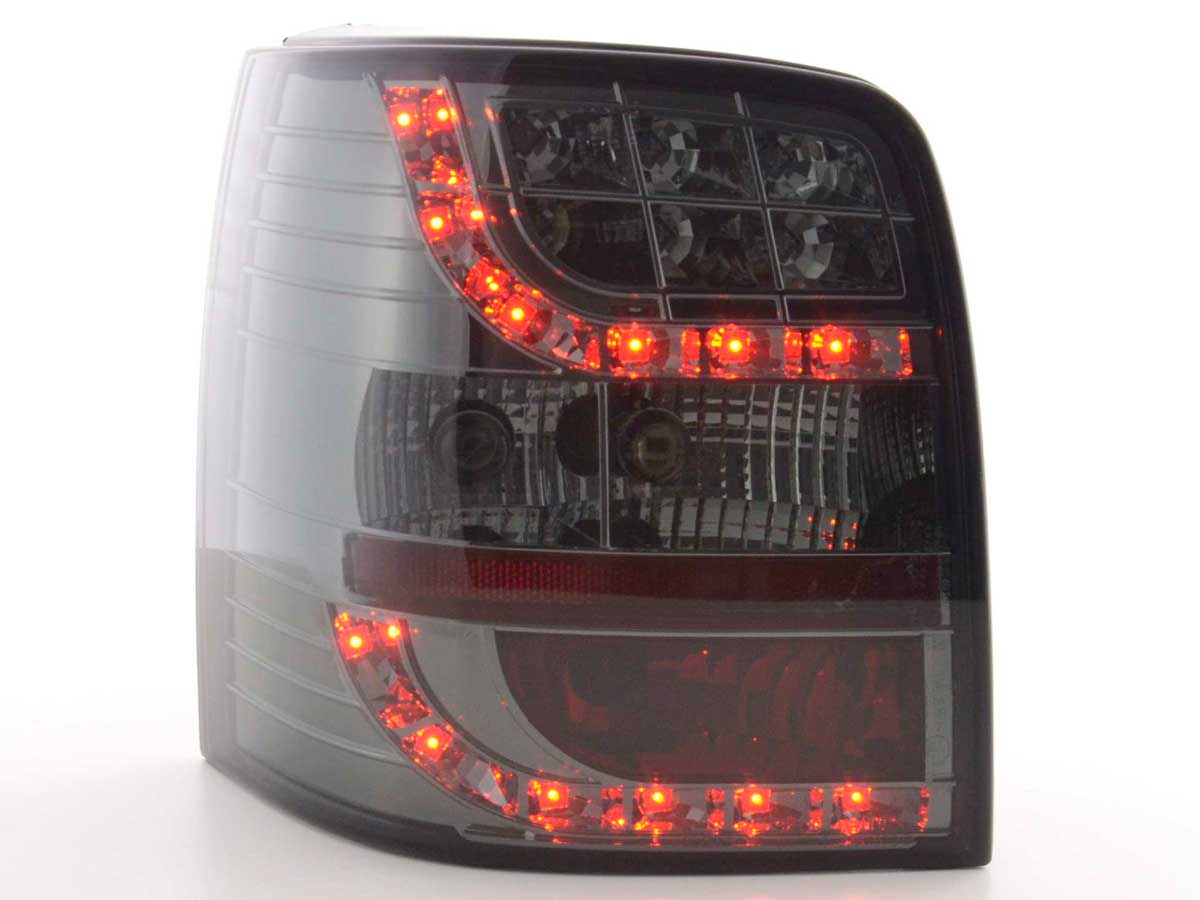 VW Passat 3B Variant (97-00 évjárat) fekete LED-es hátsó lámpa