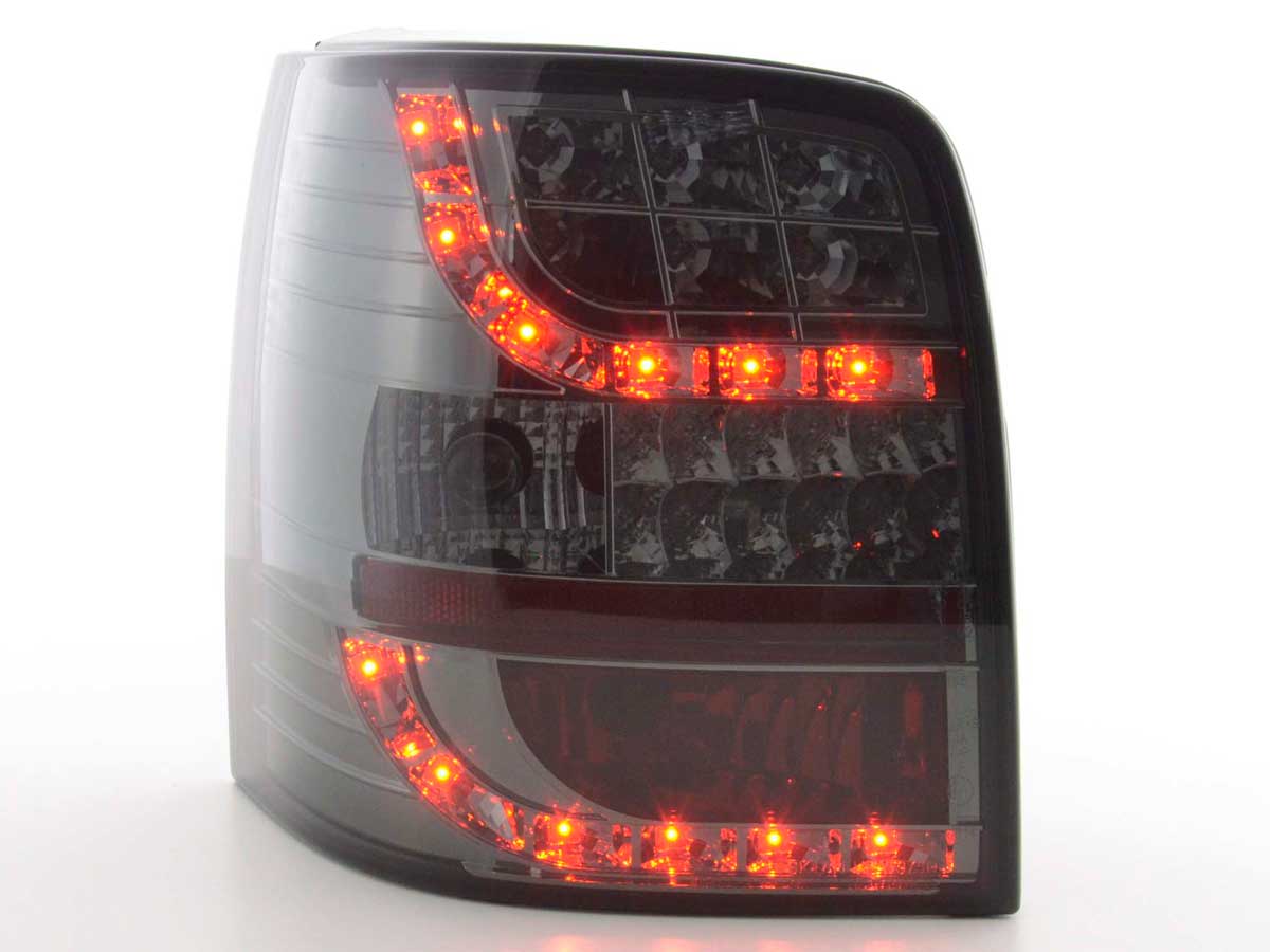 VW Passat 3B Variant (97-00 évjárat) fekete LED-es hátsó lámpa