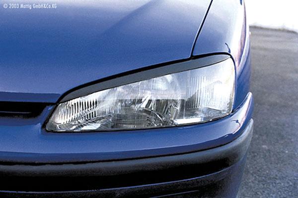 PEUGEOT 106, Szemöldök