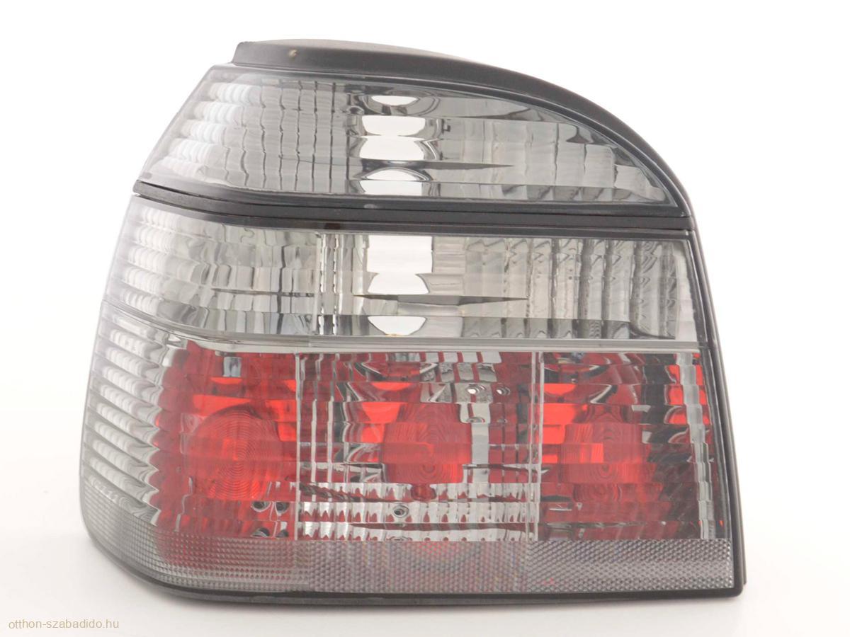 VW Golf 3, 1HXO típus (92-97 évjárat) fekete hátsó lámpa