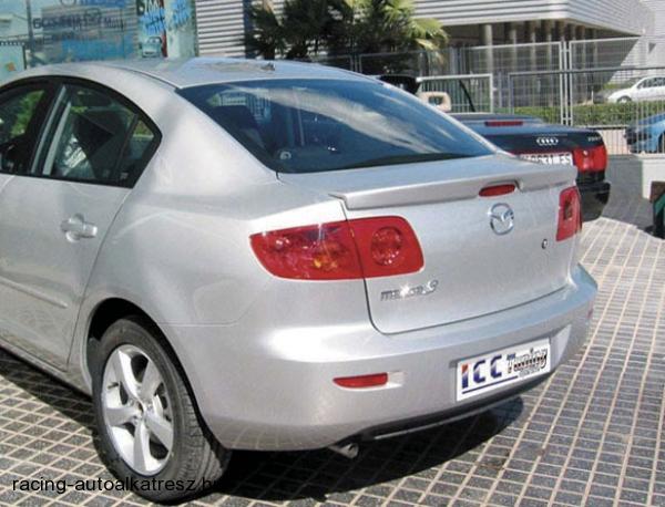 MAZDA 3, Hátsó szárny