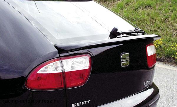 SEAT LEON, Hátsó szárny
