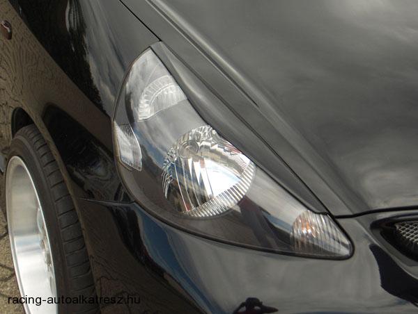 HONDA JAZZ, Szemöldök